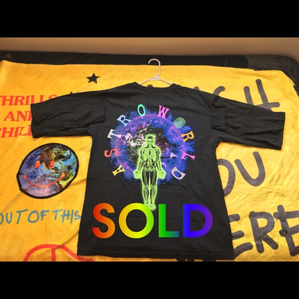 LIMITED EDITION TRAVIS SCOTT ASTROWORLD Longsleeve